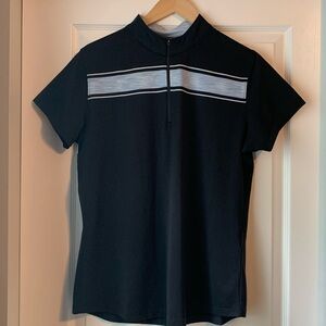 FJ mock neck short sleeve top